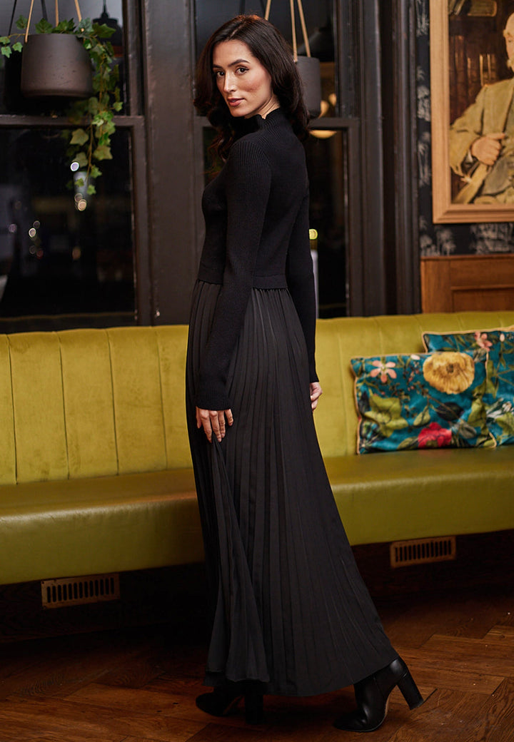 (4P.PACK) Knit Top and Pleated Skirt Maxi Dress in Black - jqwholesale.com