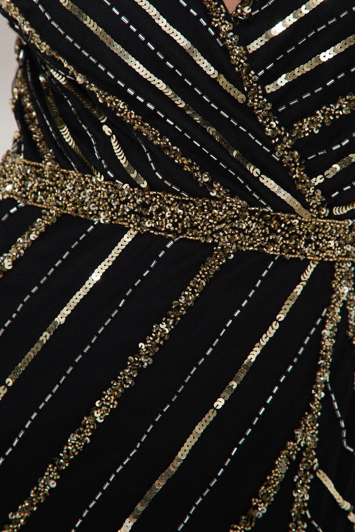 Black And Gold Long Sleeve Embellished Maxi Dress - jqwholesale.com