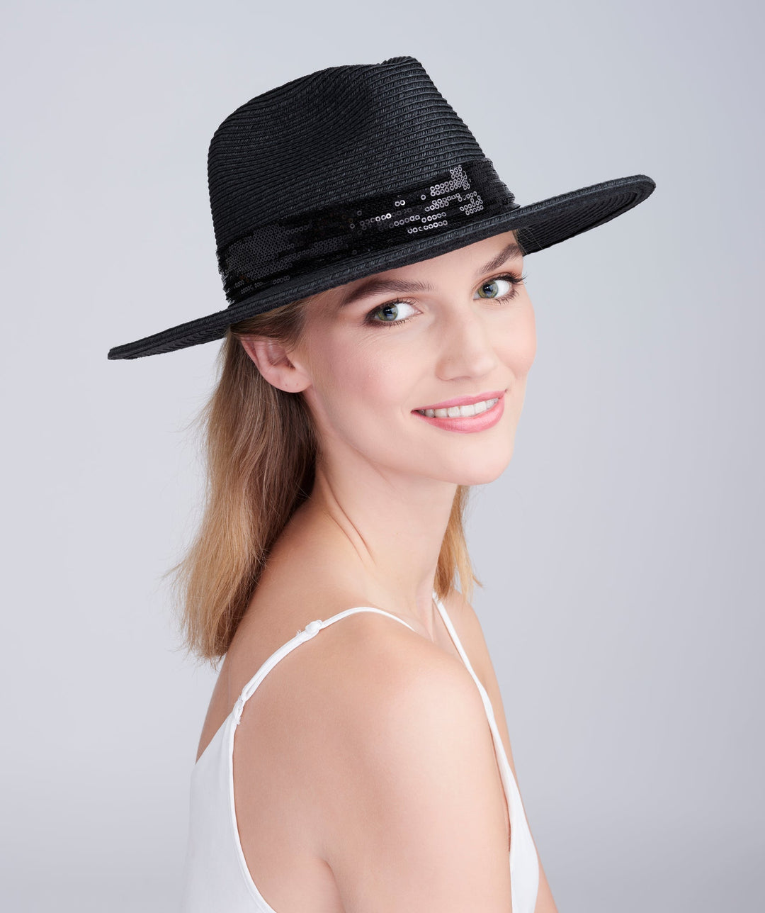 Aura Hat - Black