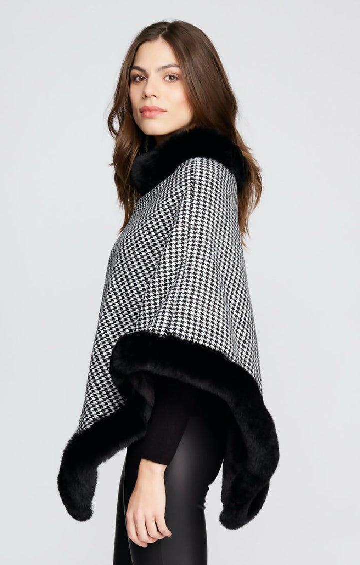 Addison Poncho - Black