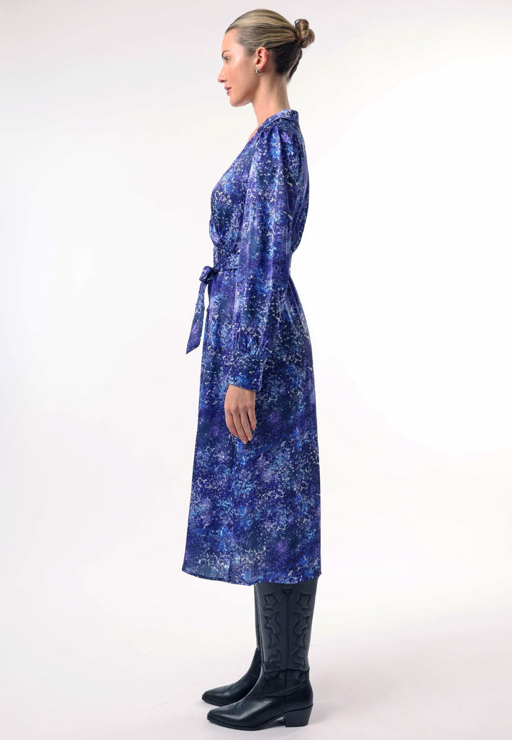Collared Faux Wrap Midi Dress with Tie Waist in Blue Multi Print - jqwholesale.com