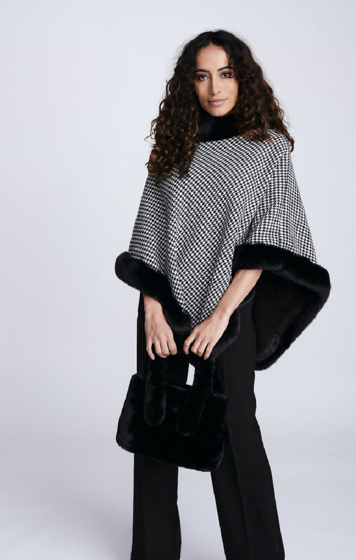 Addison Poncho - Black