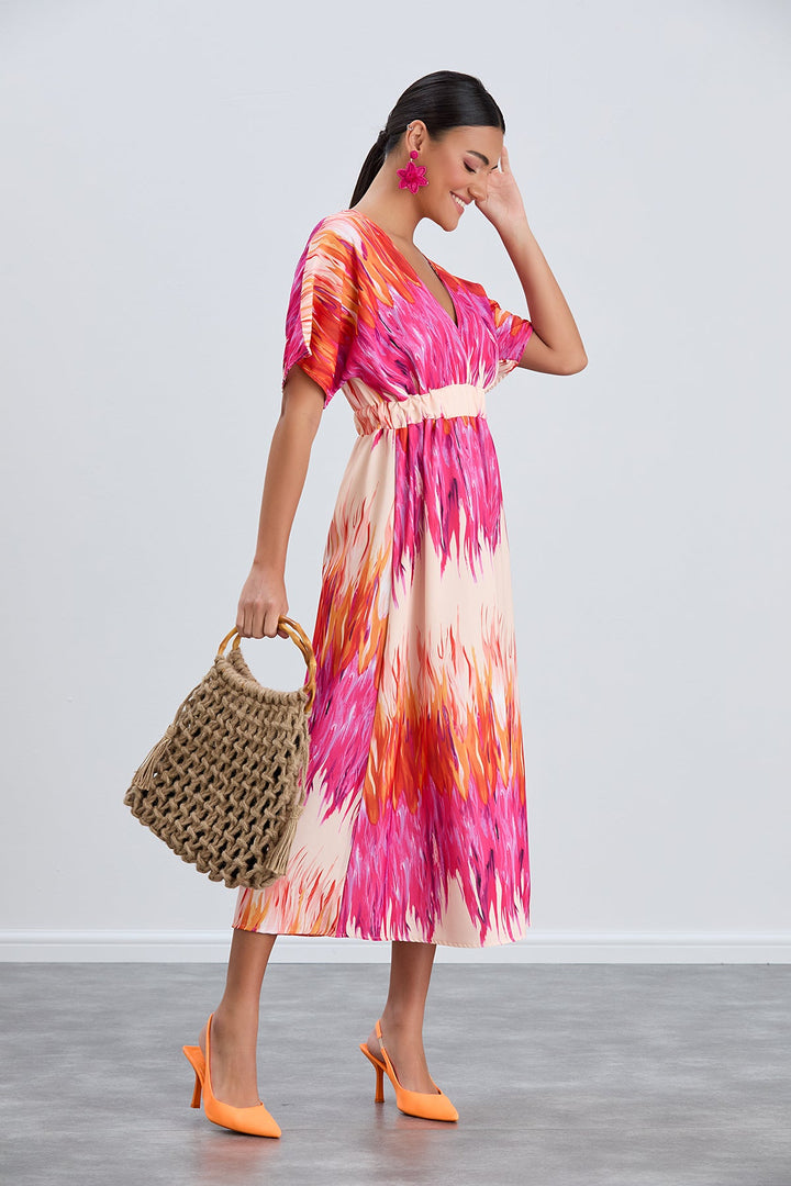 Elasticated Midi Dress in Abstract Pink print - jqwholesale.com