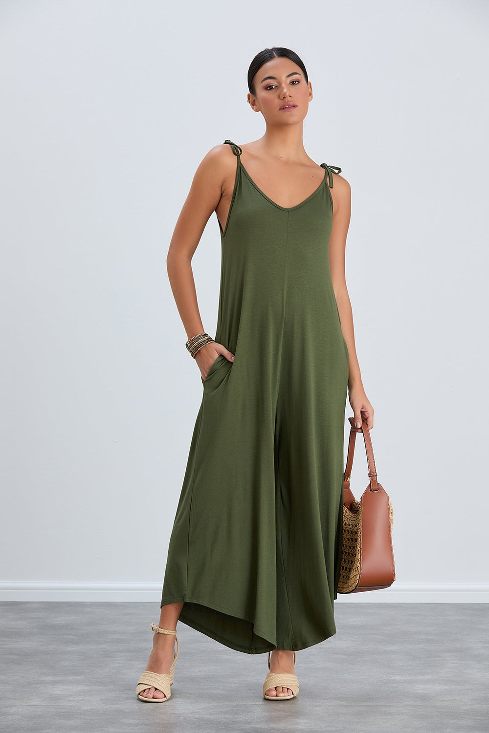 Cozy Loose fit Oversize Wide leg Jumpsuit in Khaki - jqwholesale.com