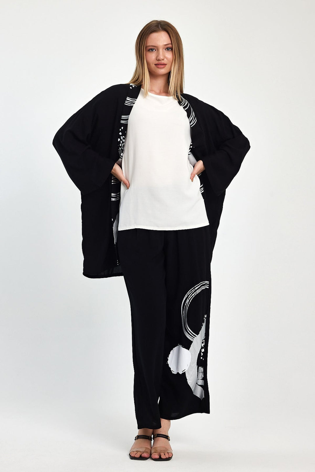 Abstract Print Kimono Co-Ord Set – White