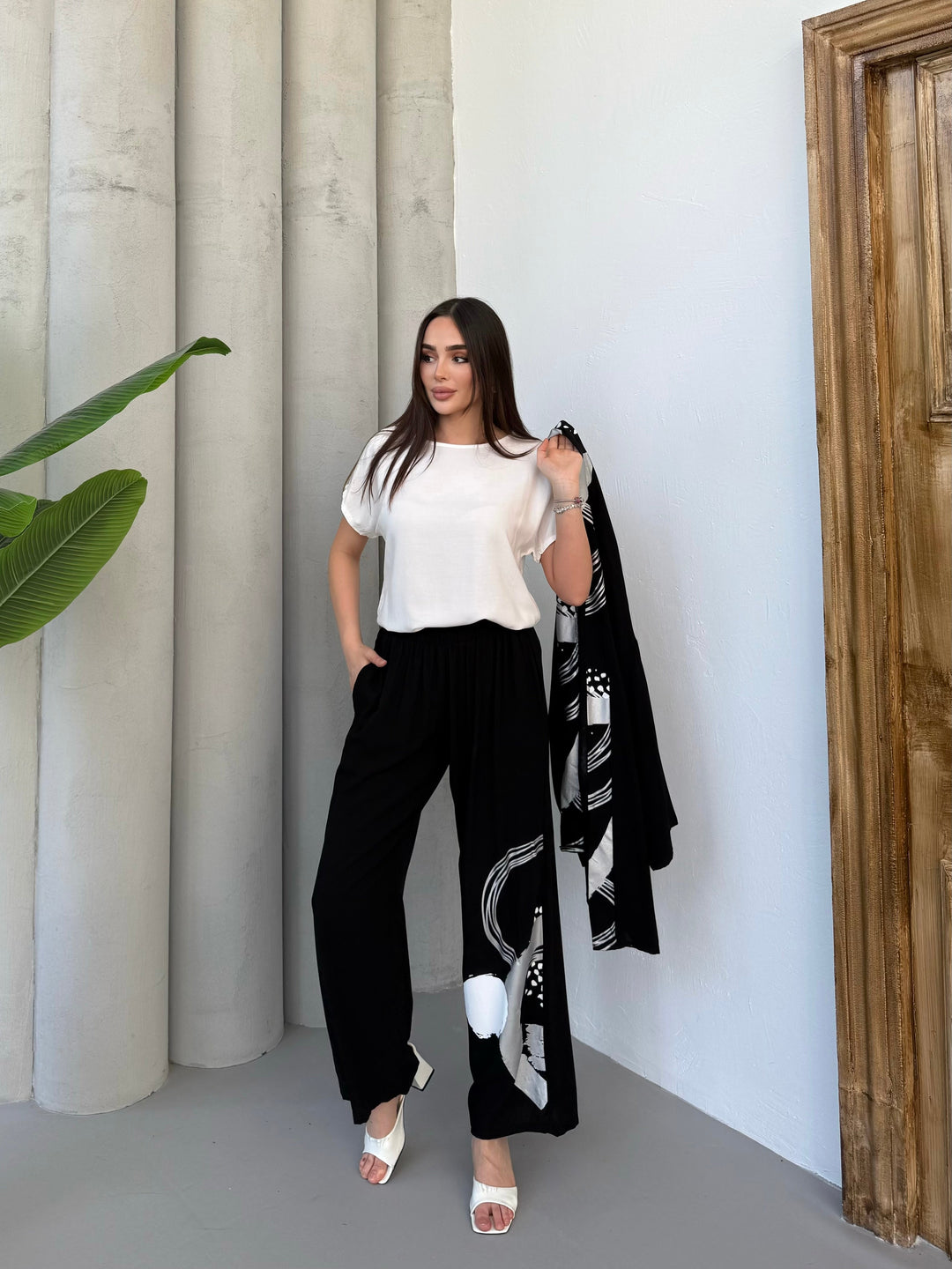 Abstract Print Kimono Co-Ord Set – White