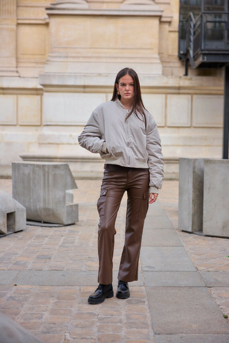 (2P.PACK) Short Beige Bomber Jacket - jqwholesale.com