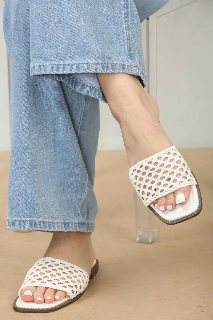 DEN24WHITE_1_1000x1500