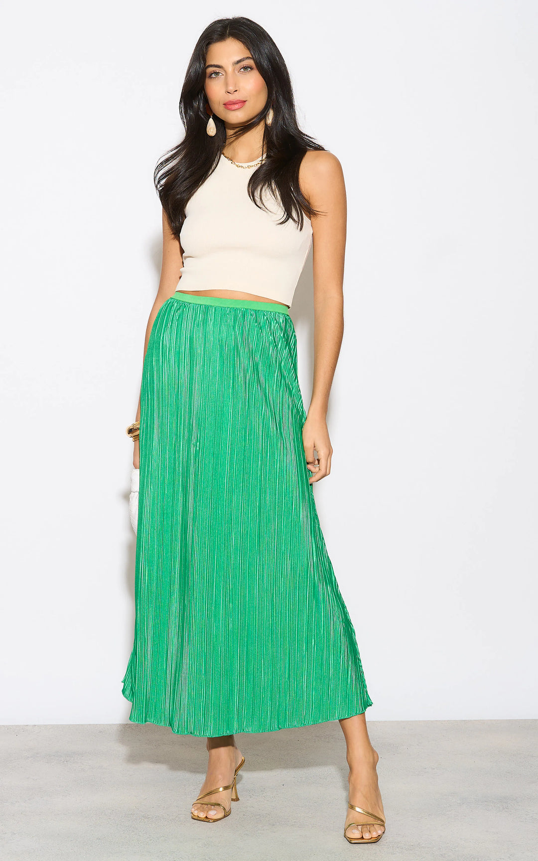 Classic Pleated Midi Skirt in Green - jqwholesale.com