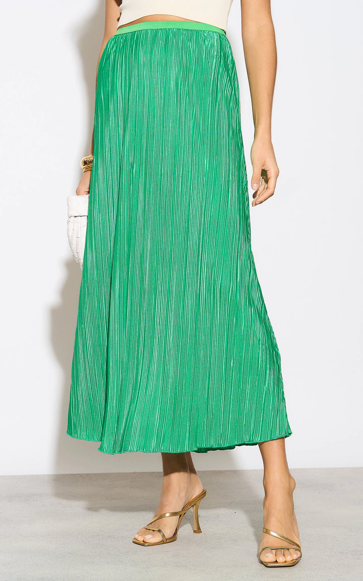 Classic Pleated Midi Skirt in Green - jqwholesale.com