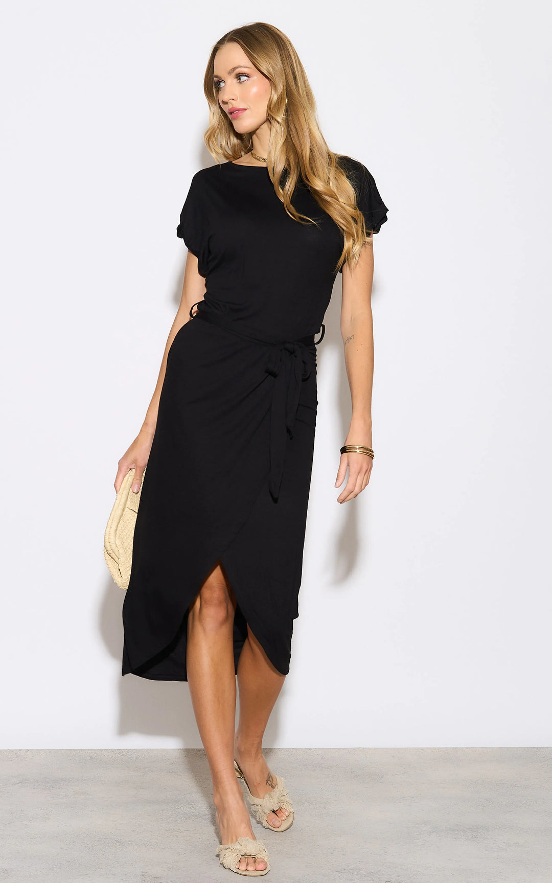 Short Sleeve Wrap Midi Dress in Black - jqwholesale.com