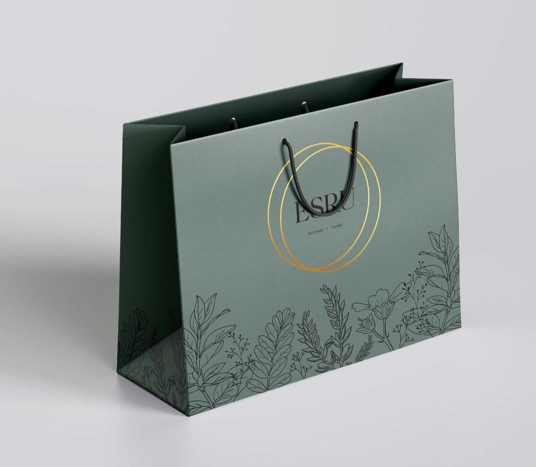 LUXURY KRAFT PAPER MEDIUM CARRIER BAGS 42 cm - 32 cm - 13 cm (inc VAT) - jqwholesale.com