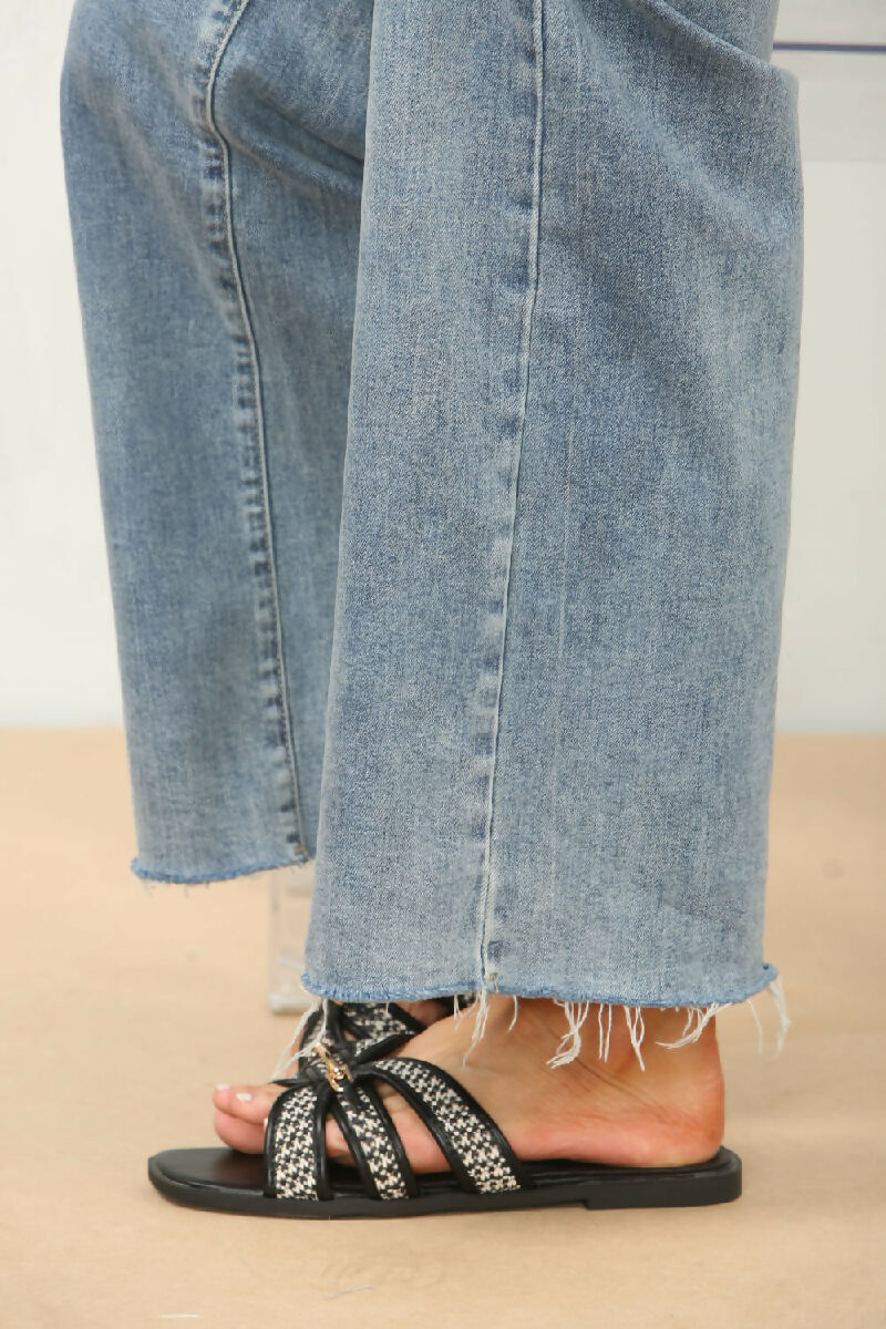 TT2BLACK_6_1000x1500