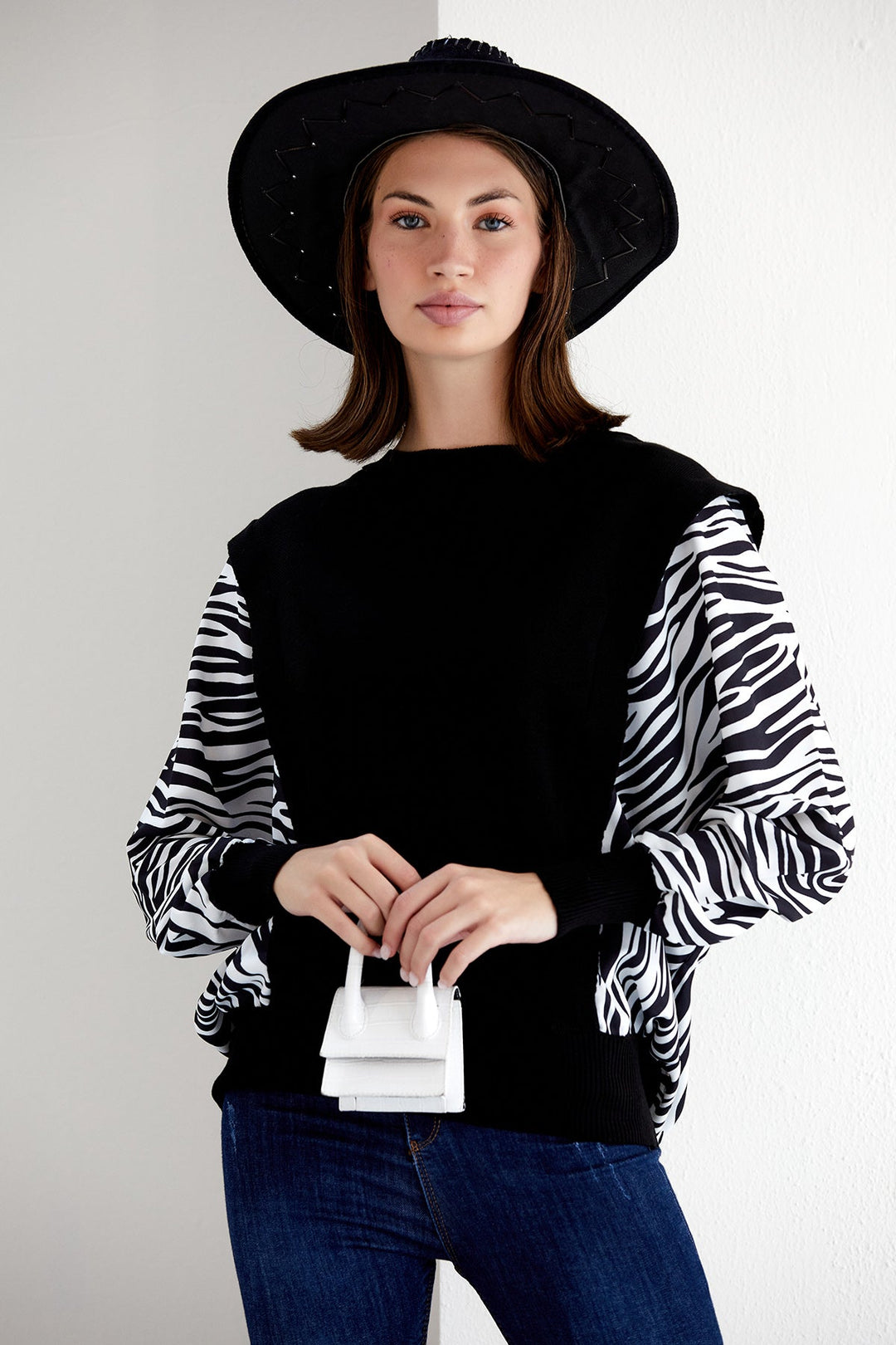 Bat Sleeve Oversize Knitted Jumper in Black/White Animal print - jqwholesale.com