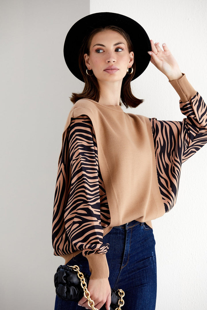 Bat Sleeve Oversize Knitted Jumper in Camel/Black Animal print - jqwholesale.com