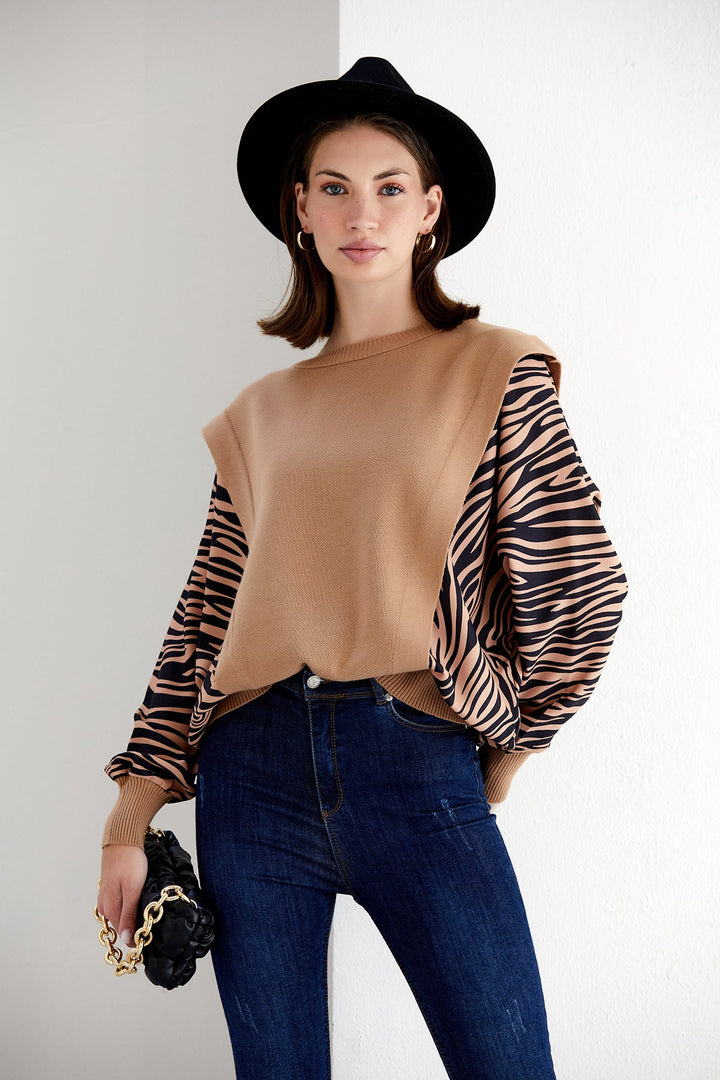 Bat Sleeve Oversize Knitted Jumper in Camel/Black Animal print - jqwholesale.com
