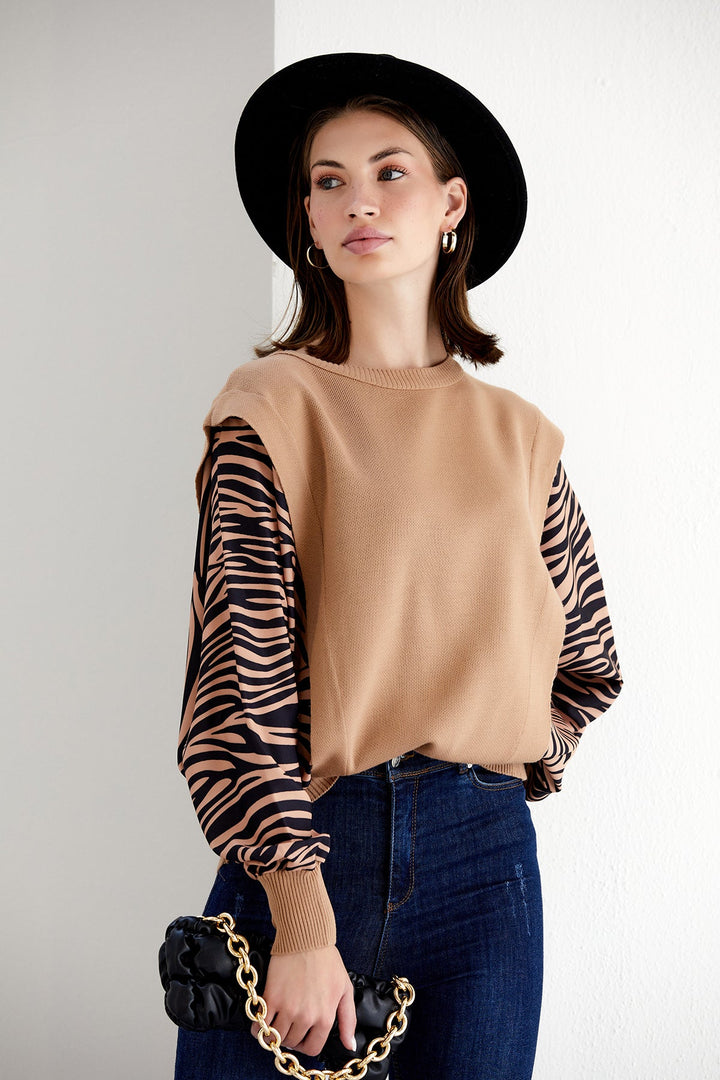Bat Sleeve Oversize Knitted Jumper in Camel/Black Animal print - jqwholesale.com
