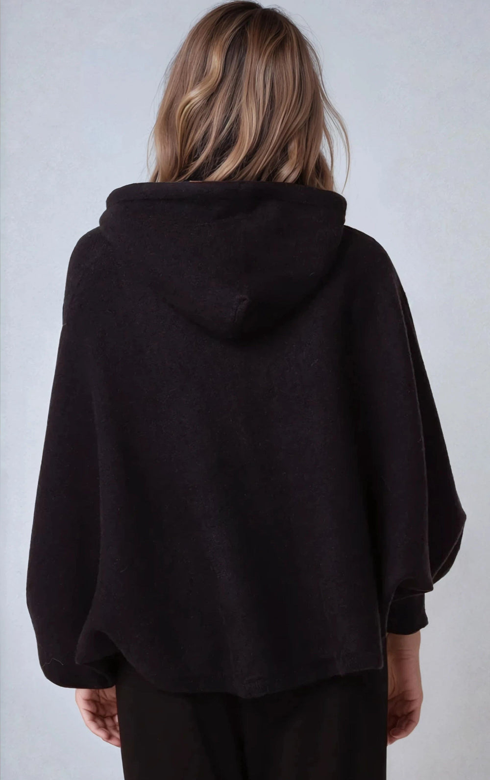 Black Boxy Knit Hoodie - jqwholesale.com