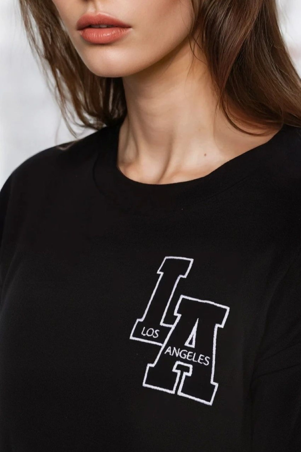 Black Embroidered LA Sweatshirt - jqwholesale.com