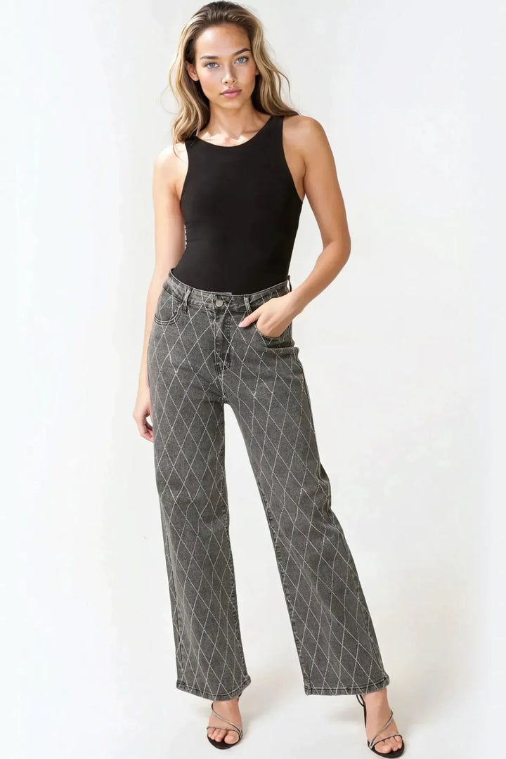 Black Wash Diamond Embellished Straight Leg Jeans - jqwholesale.com