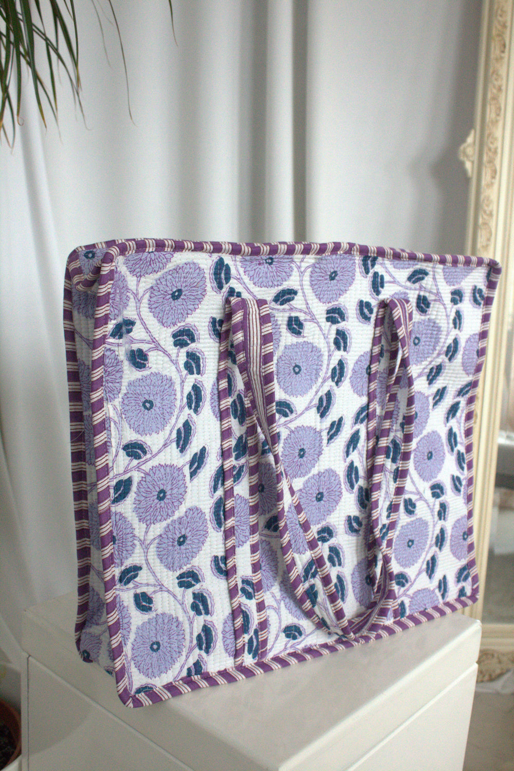 Quilted Printed Tote Bag in Purple Floral - jqwholesale.com