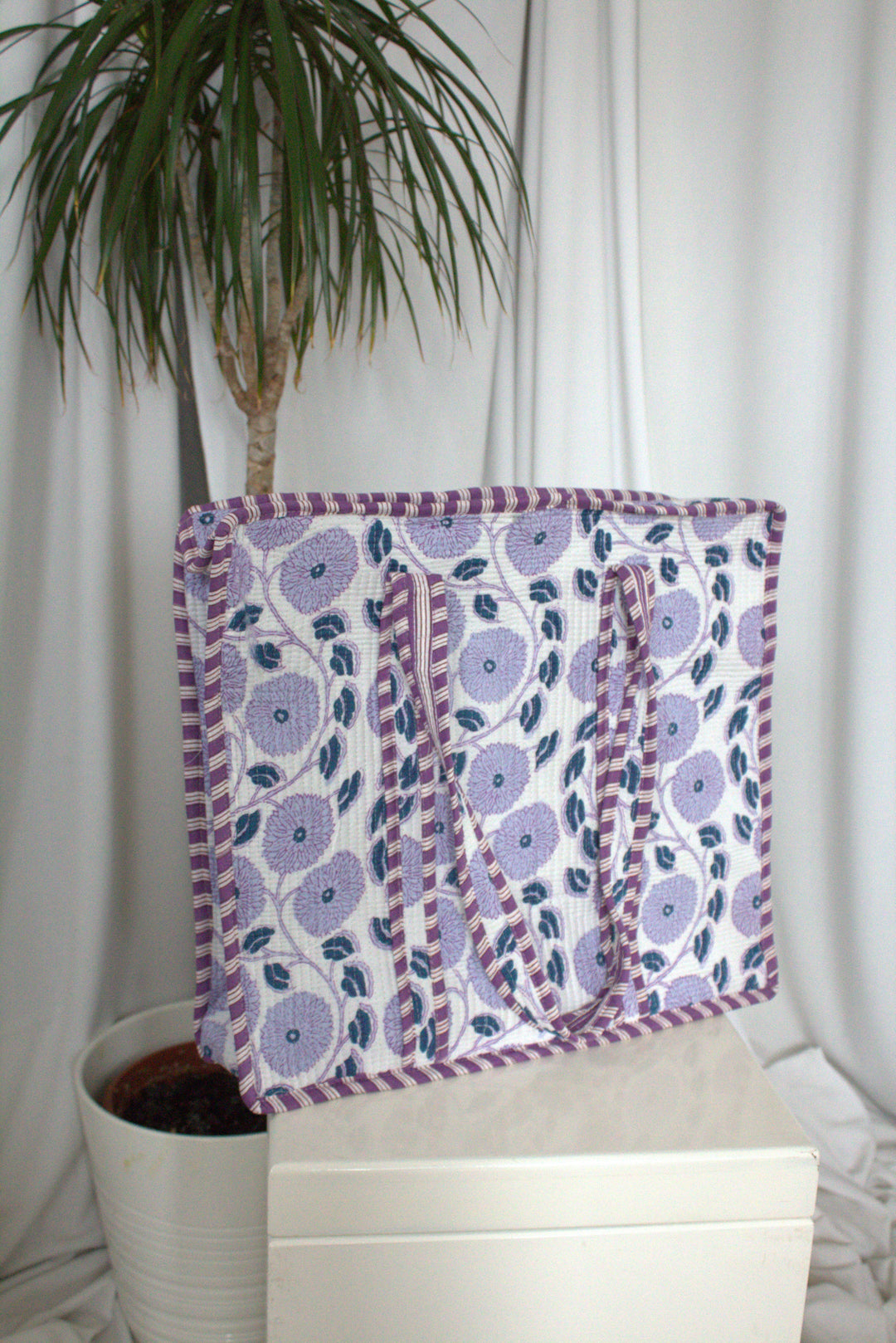 Quilted Printed Tote Bag in Purple Floral - jqwholesale.com