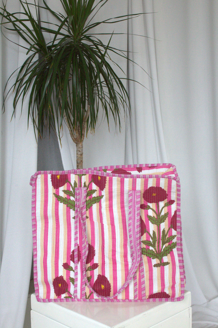 Quilted Printed Tote Bag in Floral Pink Stripes - jqwholesale.com