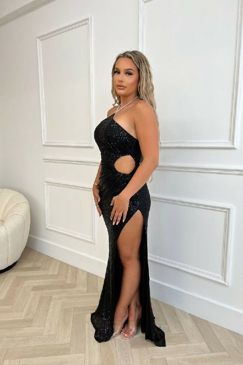 S2022-4 BLACK SIDE SLIT HOLE MAXI