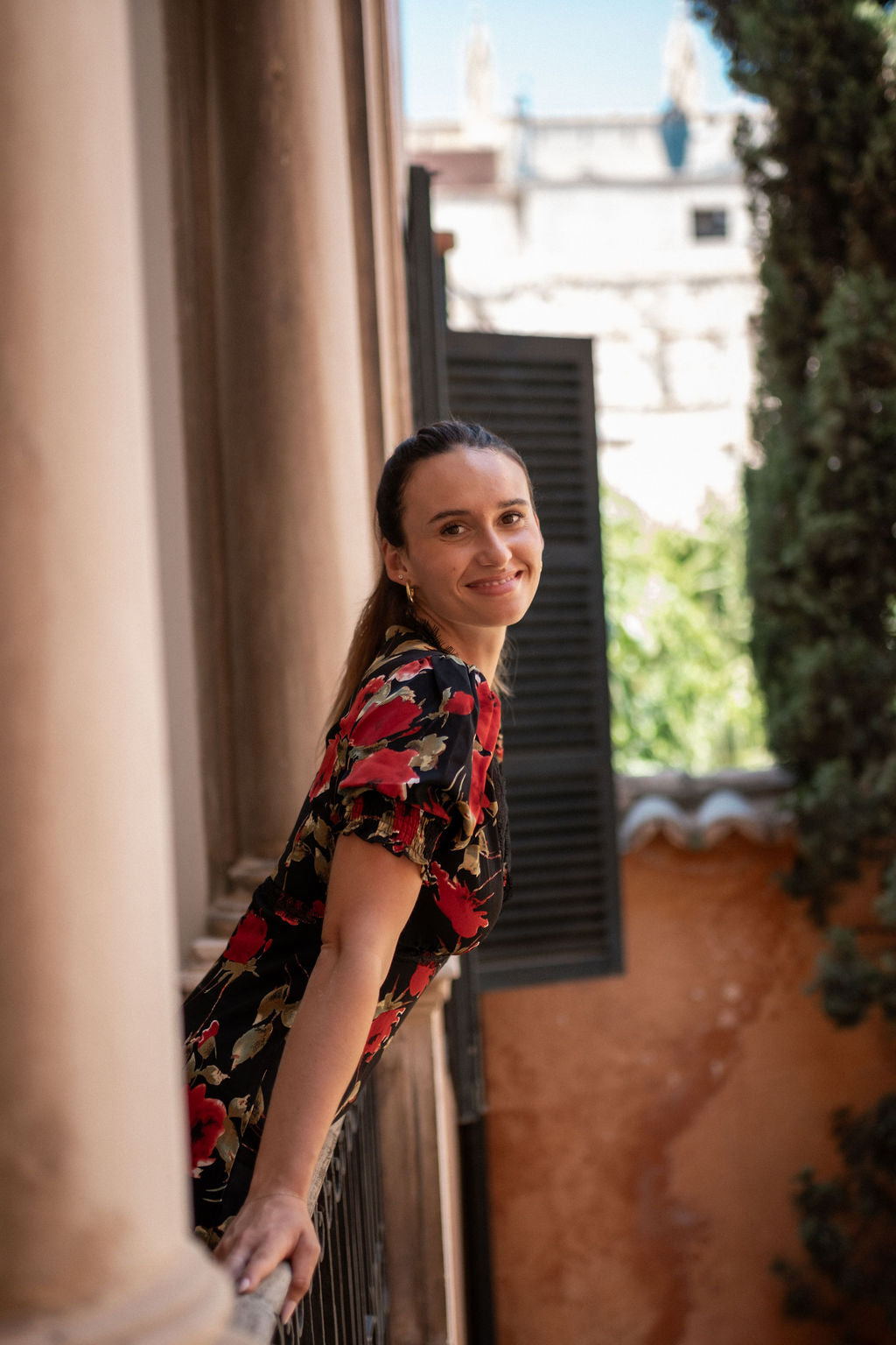 Black Floral Lace Trim Detail Midi Dress - jqwholesale.com