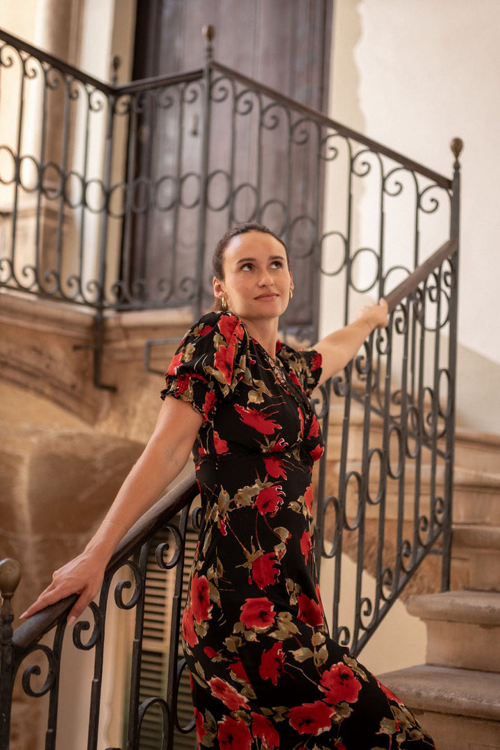 Black Floral Lace Trim Detail Midi Dress - jqwholesale.com