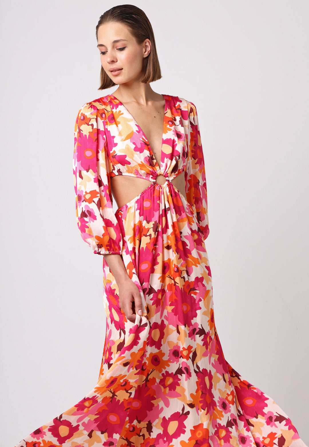 (5P.PACK) Cut Out Long Sleeve Maxi Dress in Pink Floral Print - jqwholesale.com