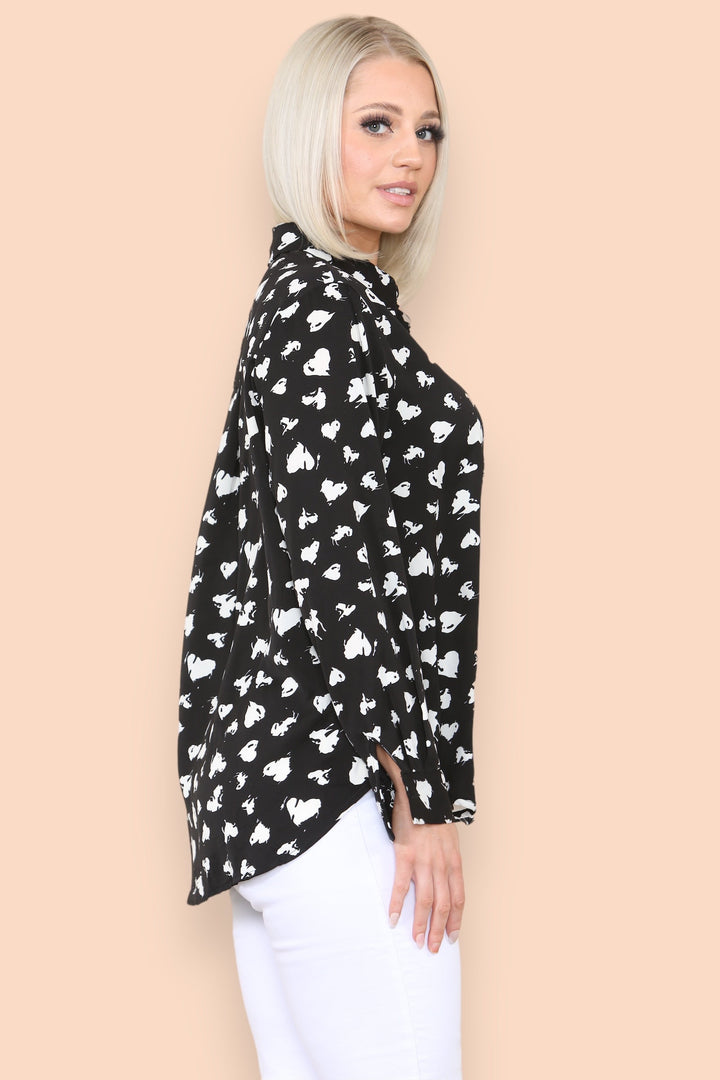 (4P. PACK) Black & White Contrast Heart Sateen Shirt - jqwholesale.com