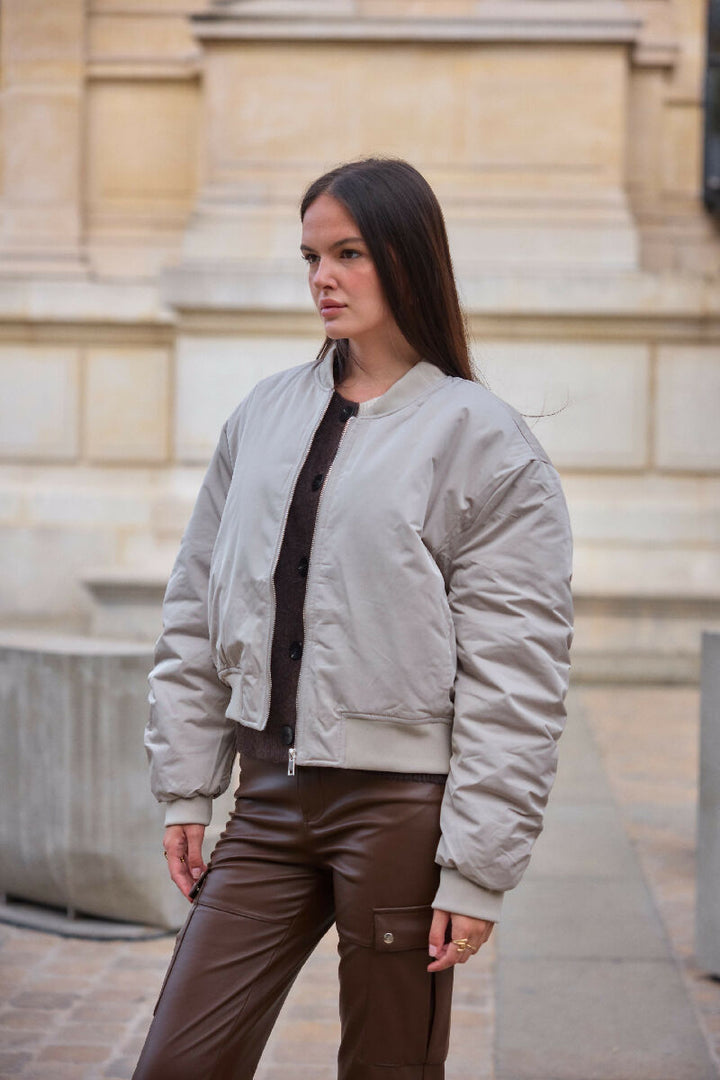 (2P.PACK) Short Beige Bomber Jacket - jqwholesale.com