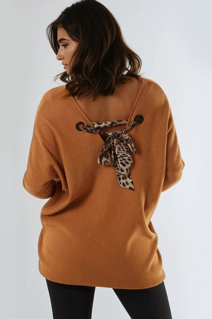 Camel V Neck Jumper With Leopard Bow - jqwholesale.com