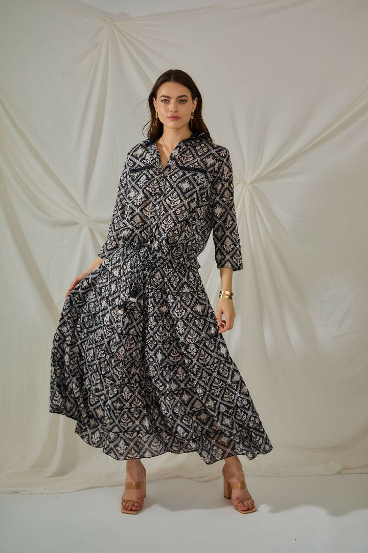 Bohemian long cotton smocked skirt- Black