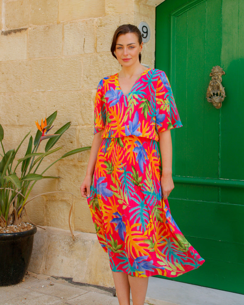 Palm Print Short Sleeve Plisse Layered Maxi Dress - jqwholesale.com