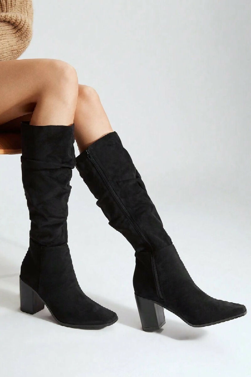 ACE8 - BLACK SUEDE (2)
