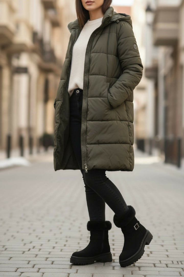 Black Faux Fur Collar Buckle Ankle Boot (PACK OF 12 PAIRS UK3-UK8) - jqwholesale.com