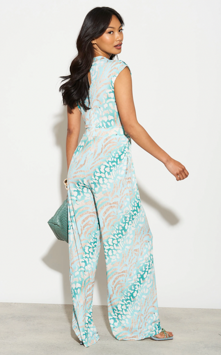 Sarry High neck Jumpsuit in Leopard Green print - jqwholesale.com