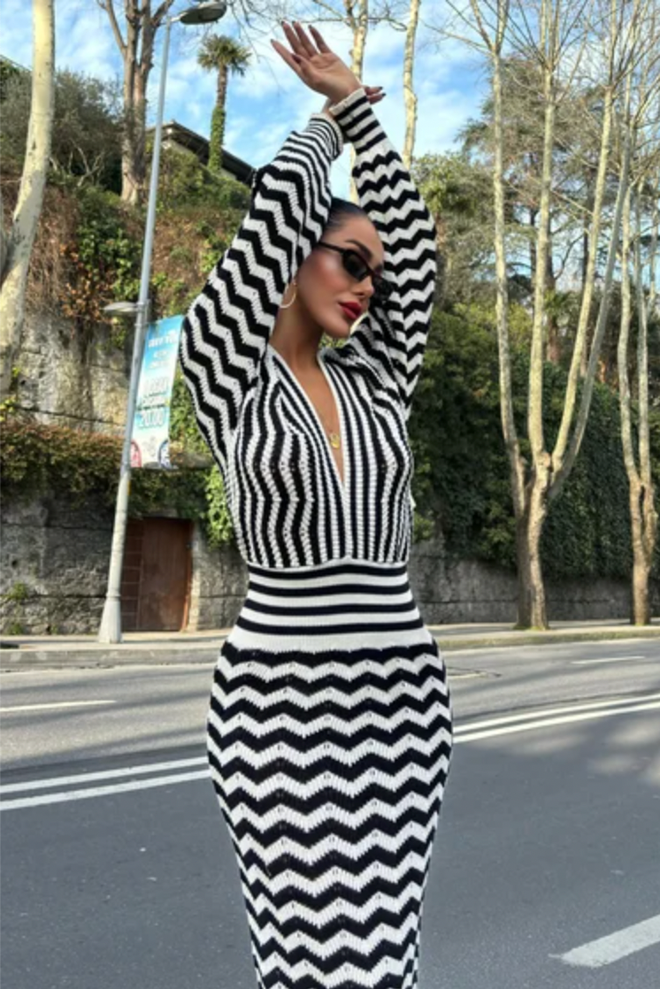 V Neck Long Sleeve Knitted Dress 2712-0025