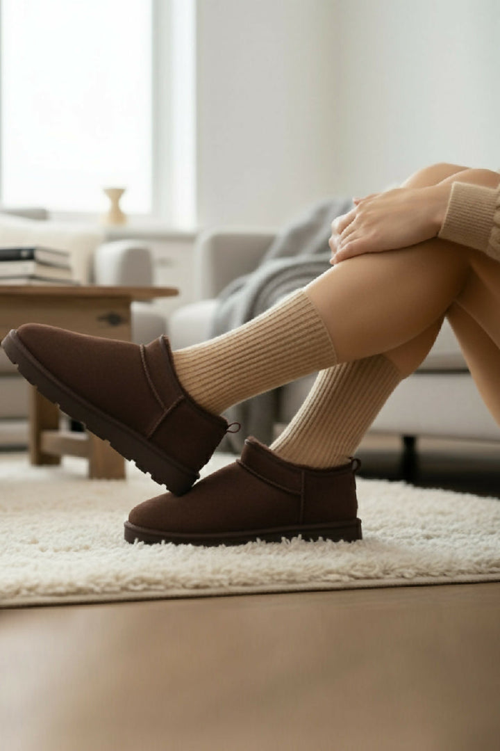 BROWN FAUX SUEDE CLASSIC MICRO COZY SLIPPER BOOTS (PACK OF 12 PAIRS UK3-UK8)