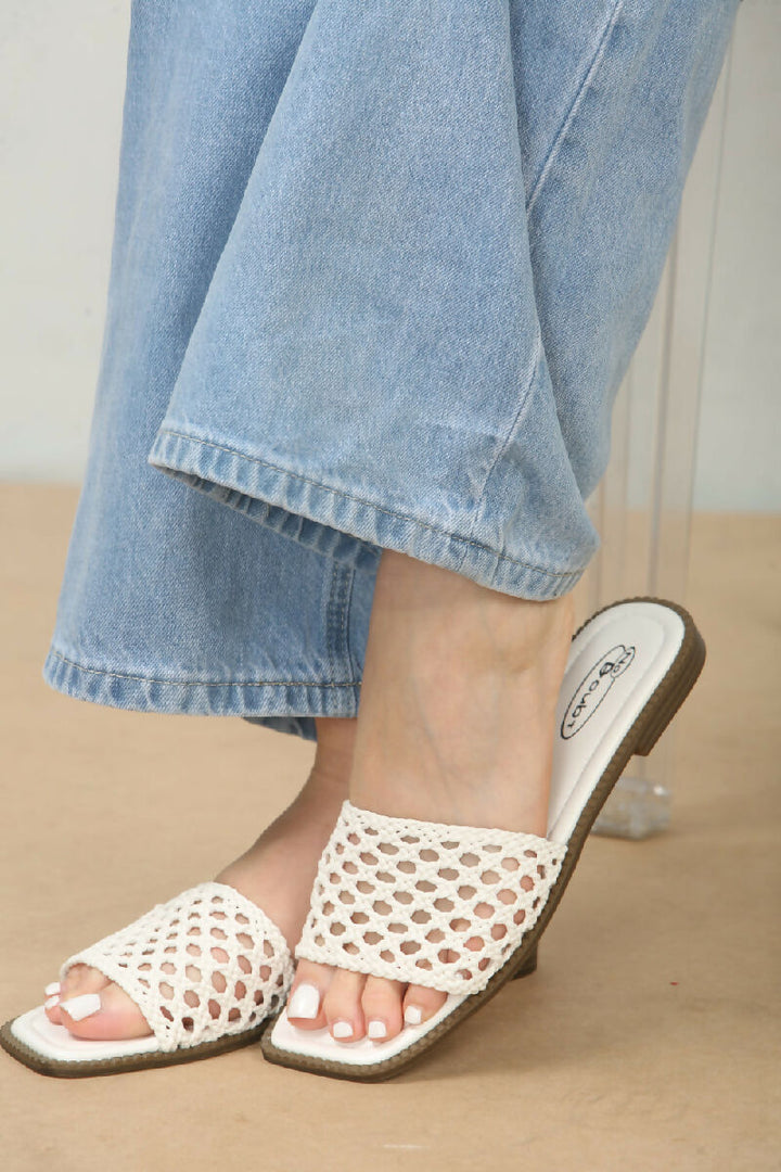 DEN24WHITE_2_1000x1500