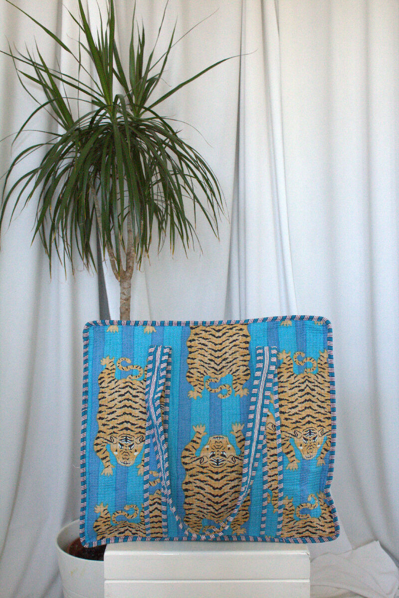 B10271_2 BLUE