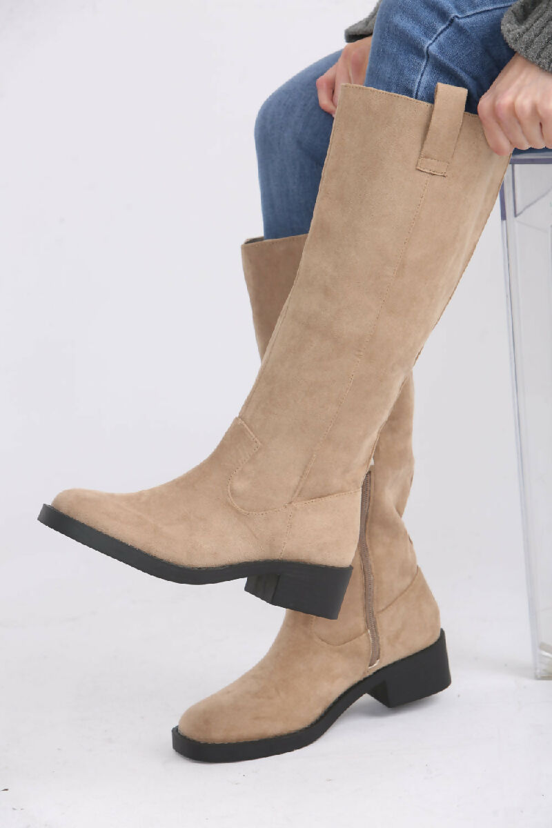 Camel Suede Designer Knee High Flat Boot (PACK OF 12 PAIRS UK3-UK8) - jqwholesale.com