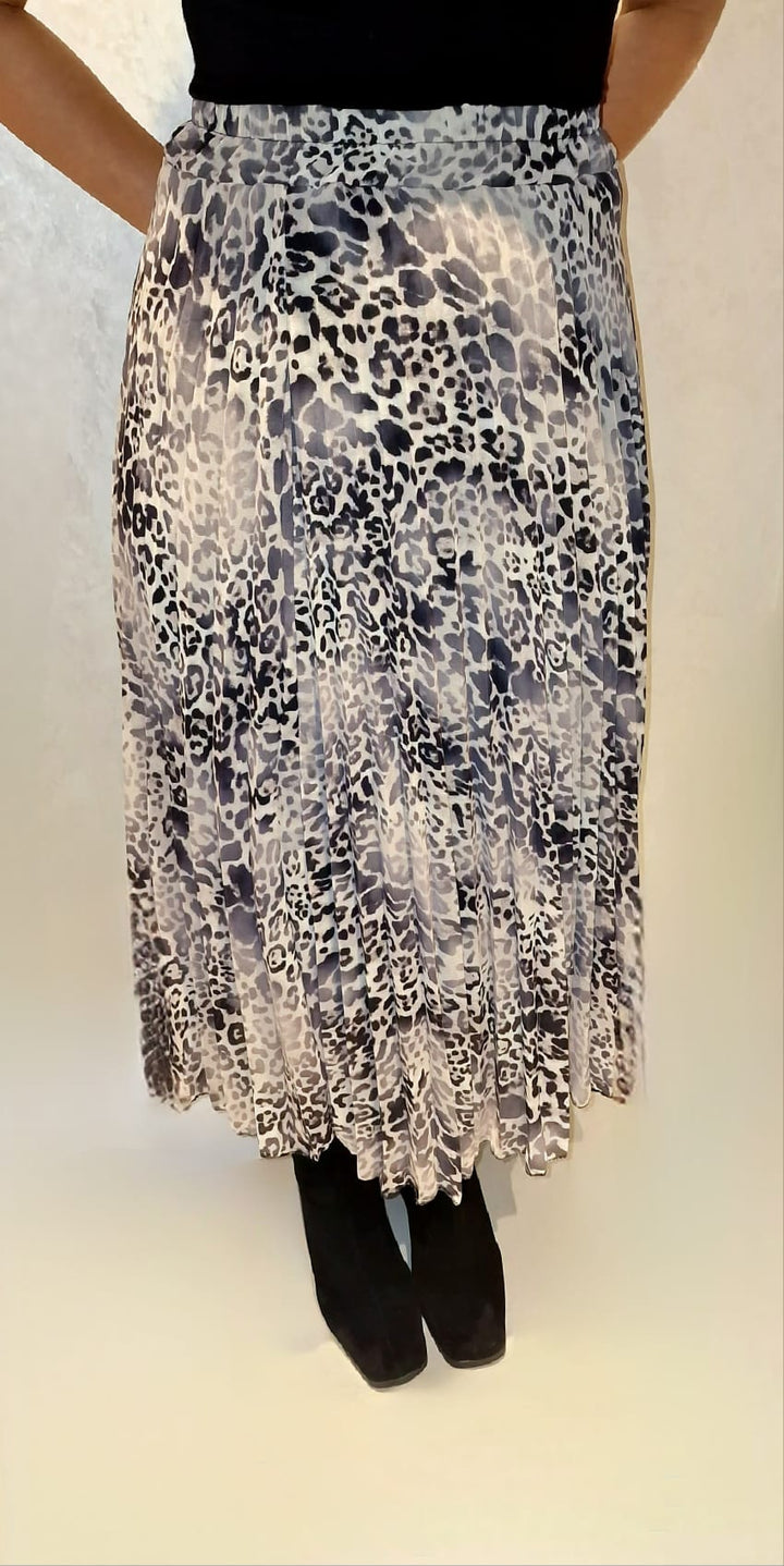 Two Tone Animal Print Pleated Midi Skirt - jqwholesale.com