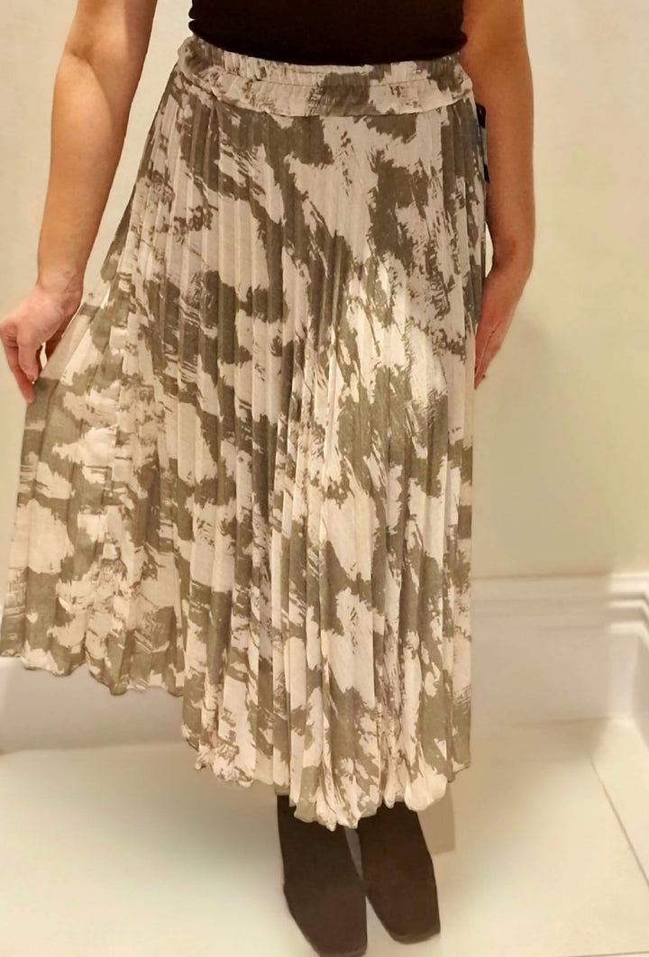 Sasha Swirl Print Pleated Midi Skirt - jqwholesale.com