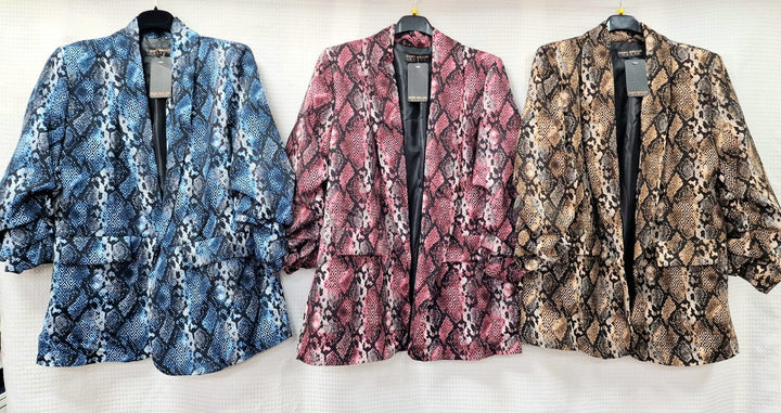 (6P.PACK) Oversized Reptile Print Rouched Sleeve Blazer - jqwholesale.com