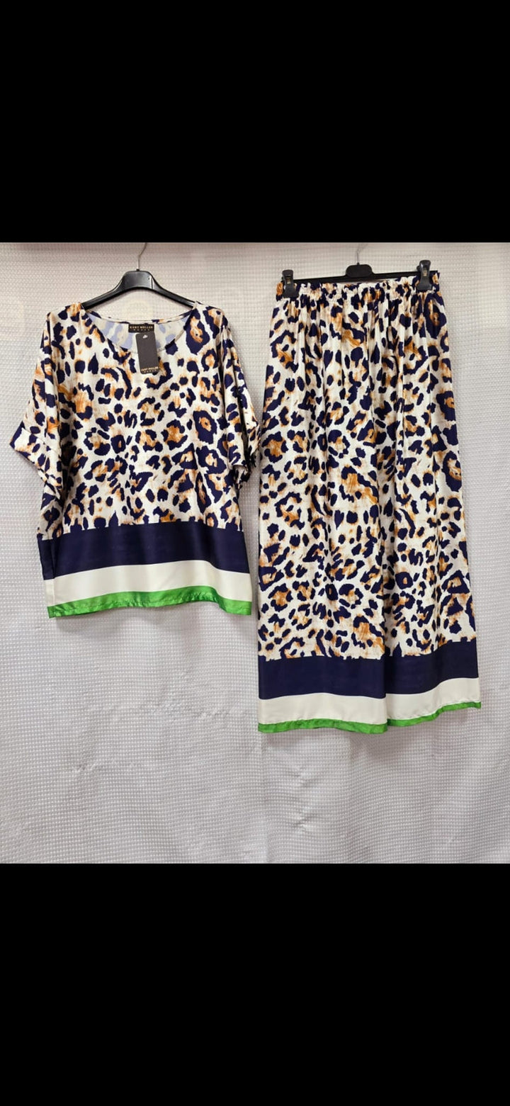 Silky Leopard Contrast Stripe Digital Print Two Piece Set - jqwholesale.com