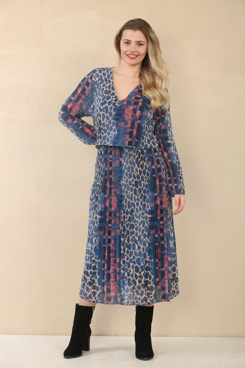 Leopard Abstract V Neck Plissee Layered Maxi Dress - jqwholesale.com