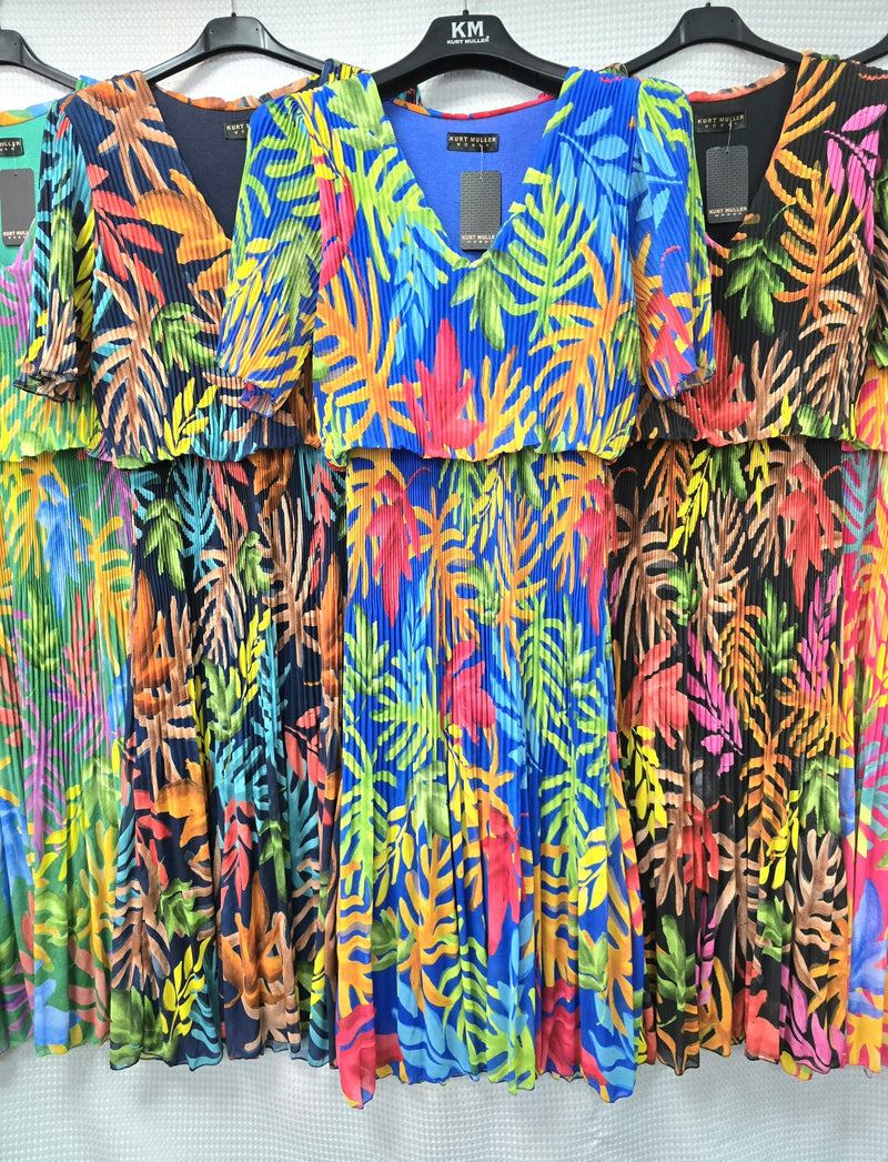 Palm Print Short Sleeve Plisse Layered Maxi Dress - jqwholesale.com